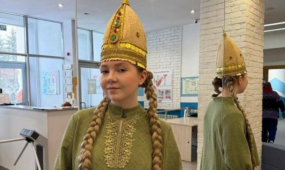 Юная певица из Казани вошла в топ-100 конкурса «Родники. Дети» с авторской песней