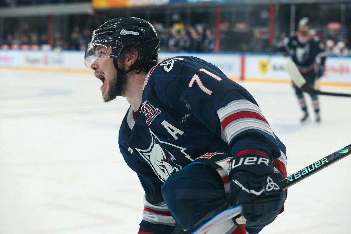 Нападающий «Нефтехимика» Белозеров: «Я максималист – это у меня в крови с детства»