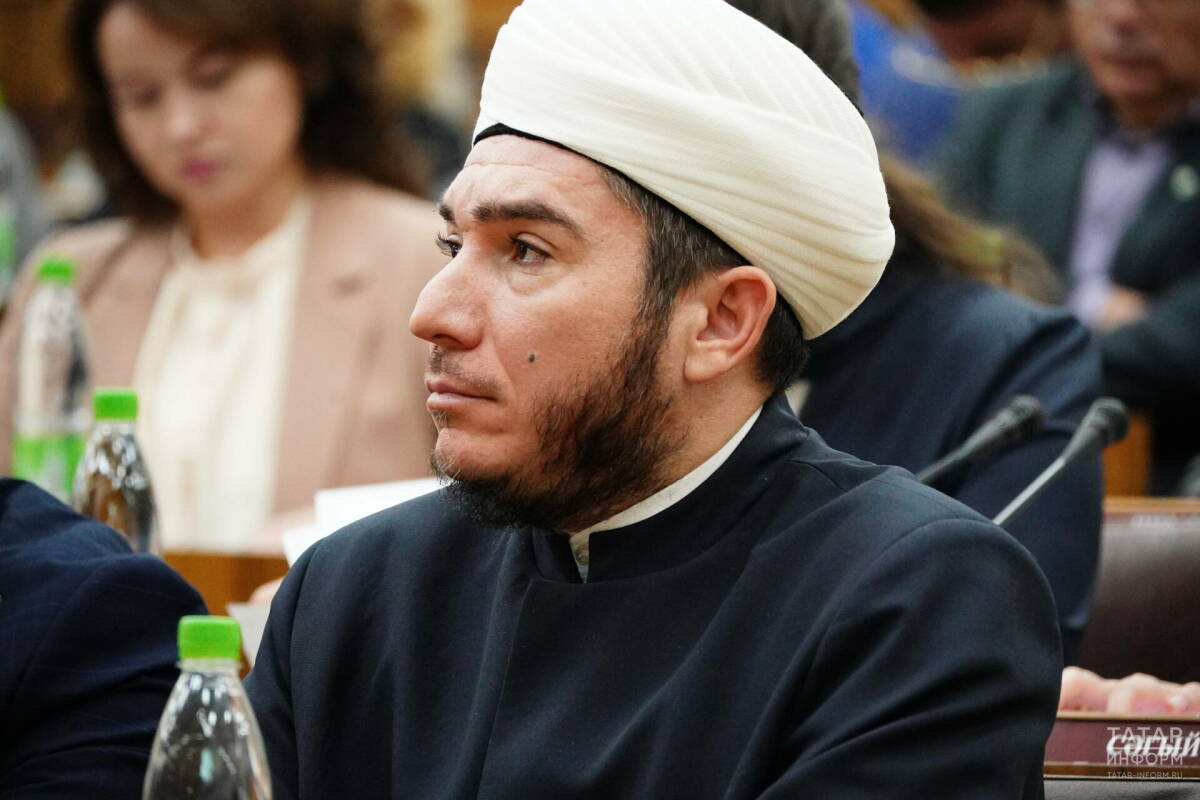 Ильфар хазрат Хасанов выступил на первом ифтаре в Казани