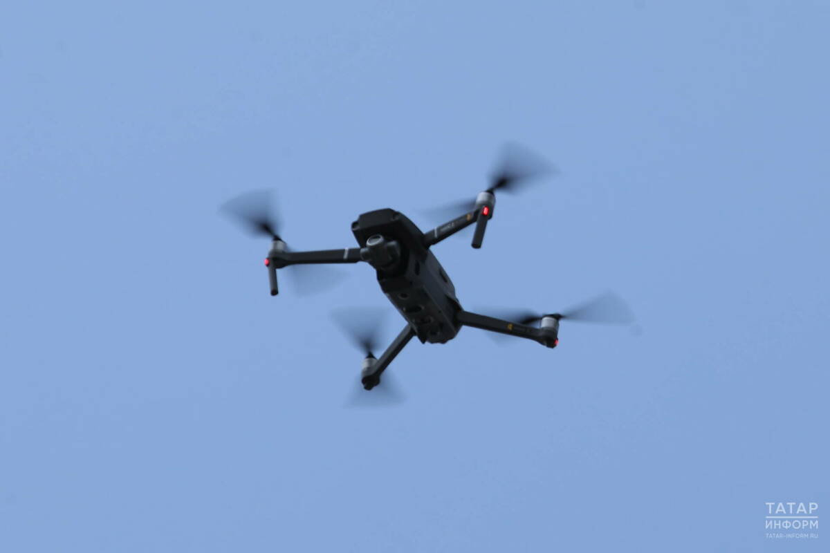 После ликвидации БПЛА в Альметьевском районе произошло возгорание, пострадавших нет