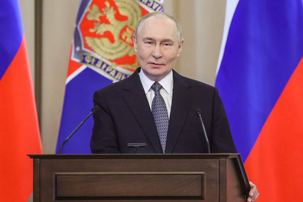 Владимир Путин выступил на коллегии ФСБ. Президент России обратил внимание сотрудников системы госбезопасности на ряд угроз стране, в том числе ядерного характера. О чем говорил глава государства своим бывшим коллегам и какие задачи он перед ними поставил – в материале обозревателя Альберта Бикбова.