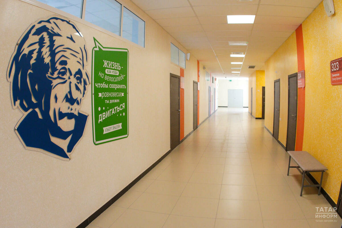 Глава Минстроя РТ доложил о ходе капремонта социальных объектов по программам 2026 года