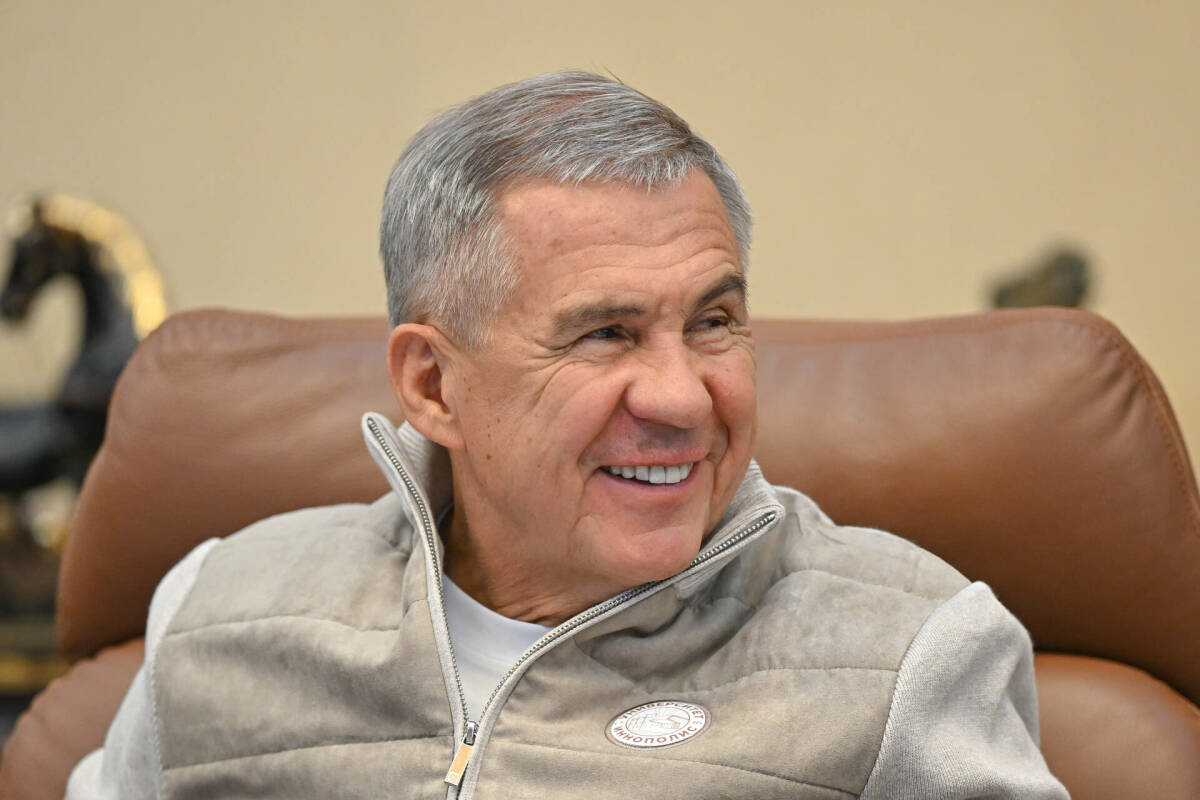 Рустам Минниханов стал лауреатом спецпремии «Золотой маски»