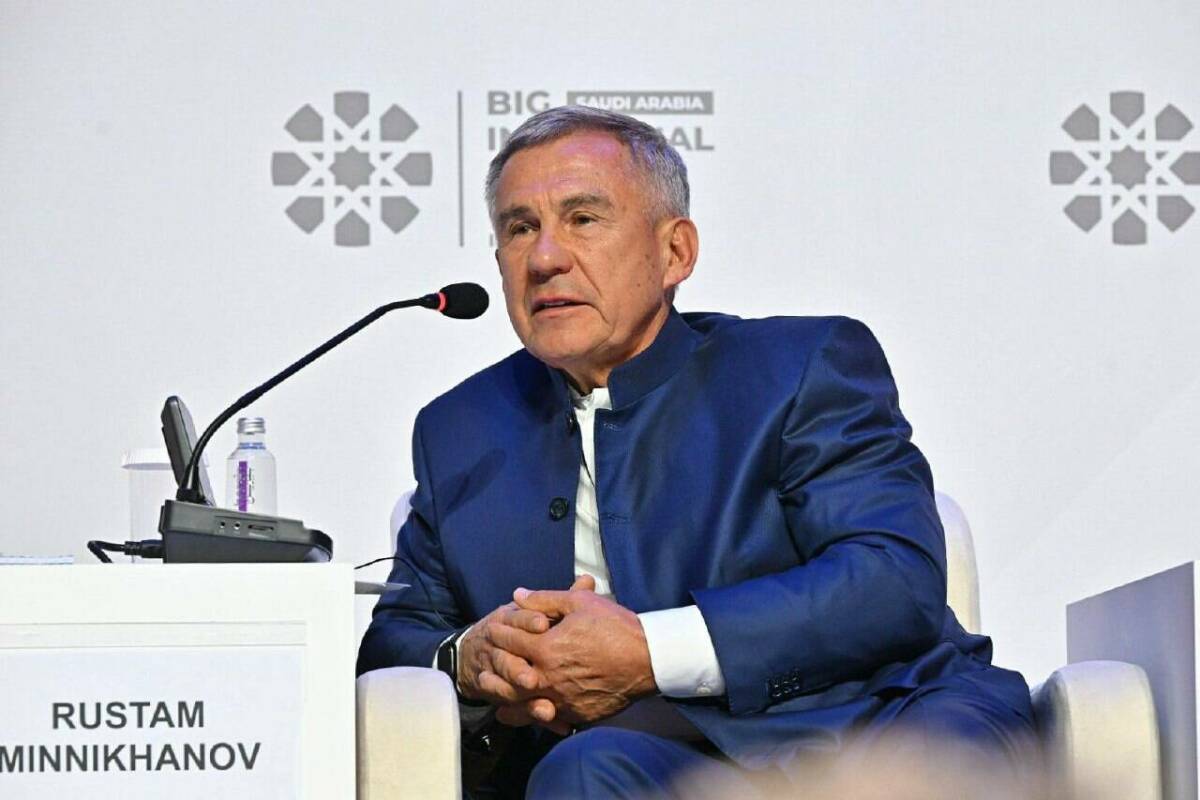 Минниханов пригласил участников «ИННОПРОМа» в Эр-Рияде на KazanForum