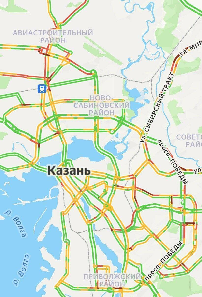 Утром понедельника Казань сковали 8-балльные пробки
