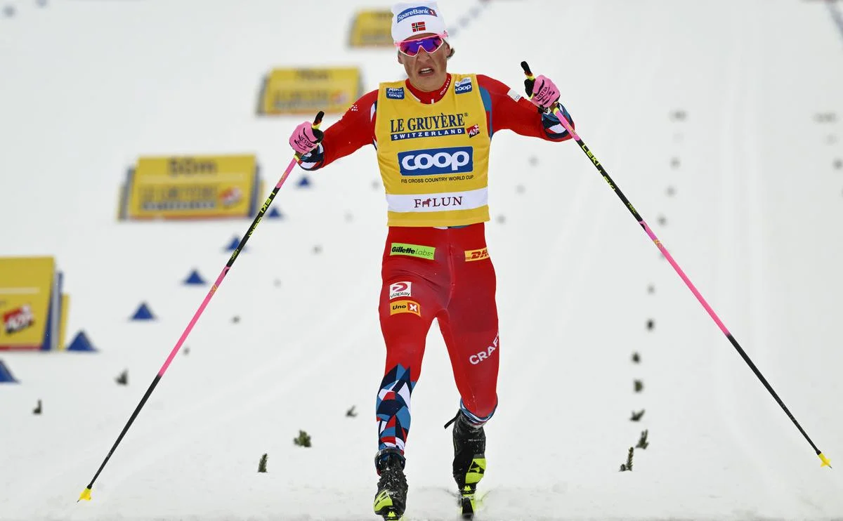 Клебо выиграл скиатлон на Кубке мира в Фалуне, Коростелёв — четвёртый