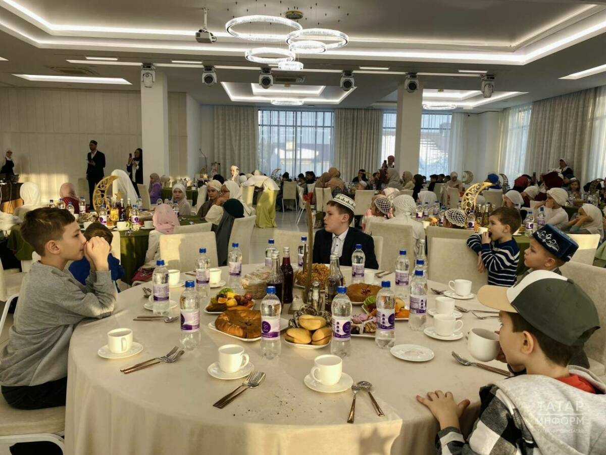 «Мы хотим показать красоту религии»: в Казани прошел благотворительный ифтар для детей