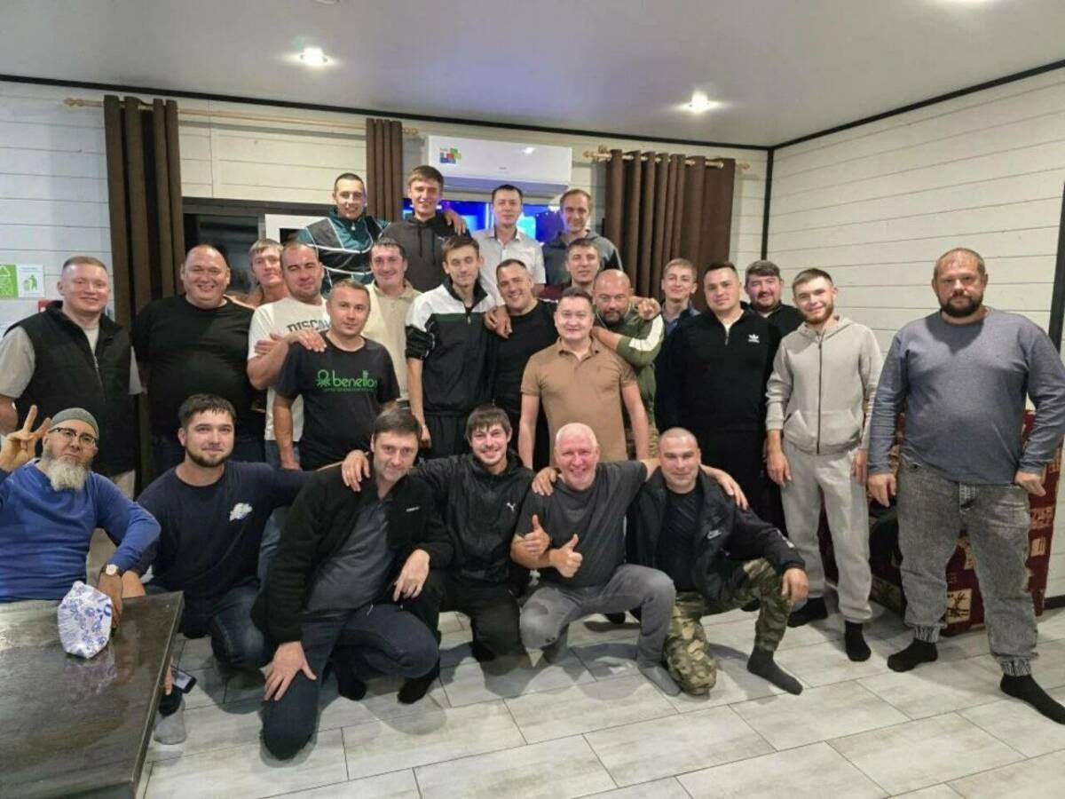 «Это люди дела, на которых держится наш тыл»: эвакуаторщики Челнов помогают СВО