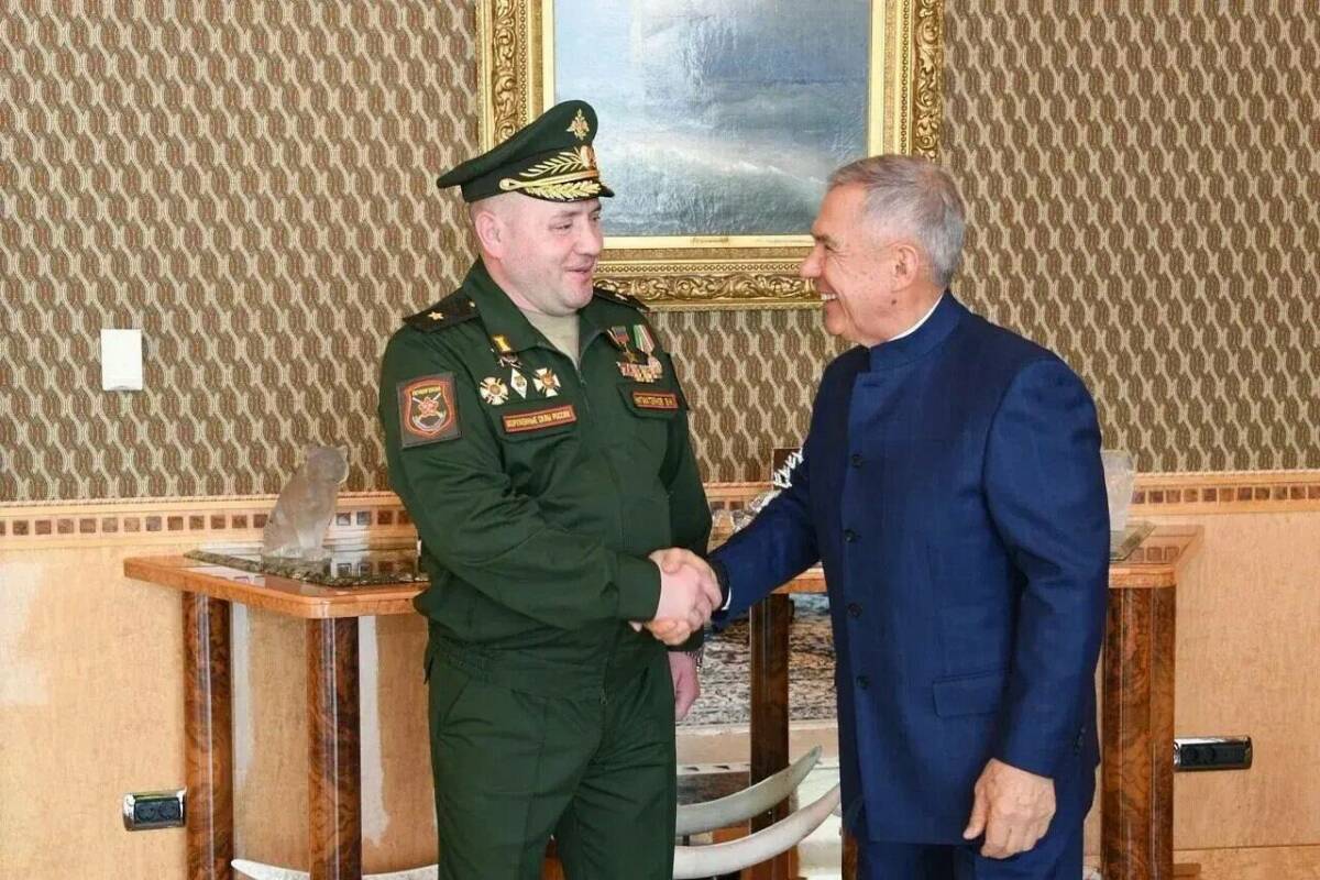 Генерал-майор Нигматзянов отмечен госнаградой за заслуги перед Татарстаном