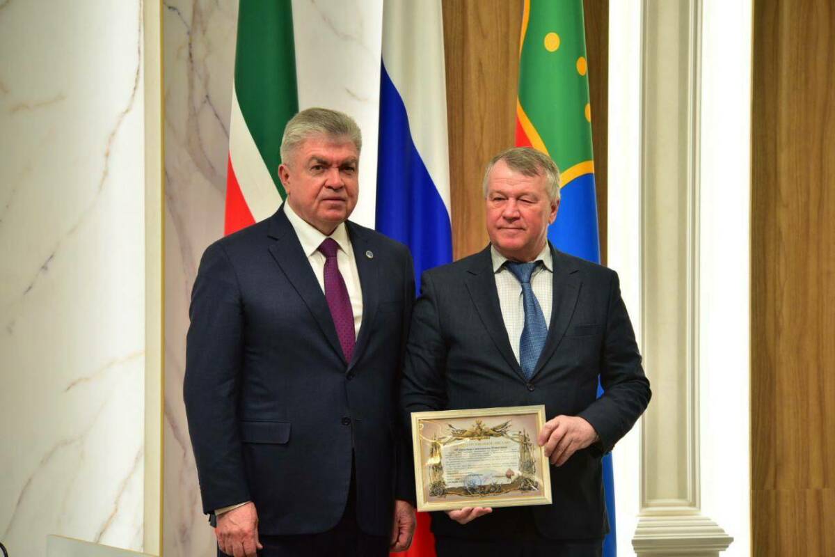 В Набережных Челнах вручили награды за поддержку участников СВО