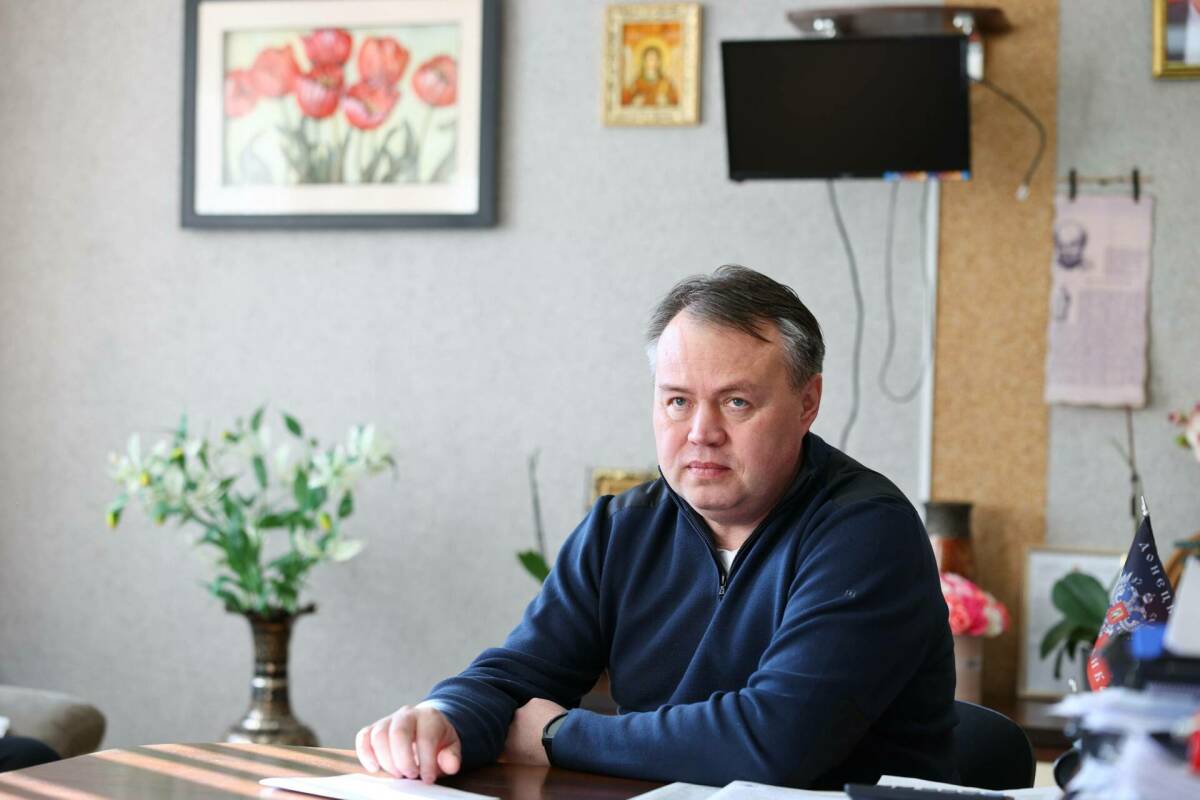 «Предстоит серьезная работа по развертыванию диспансеризации»: Абашев посетил города ЛНР