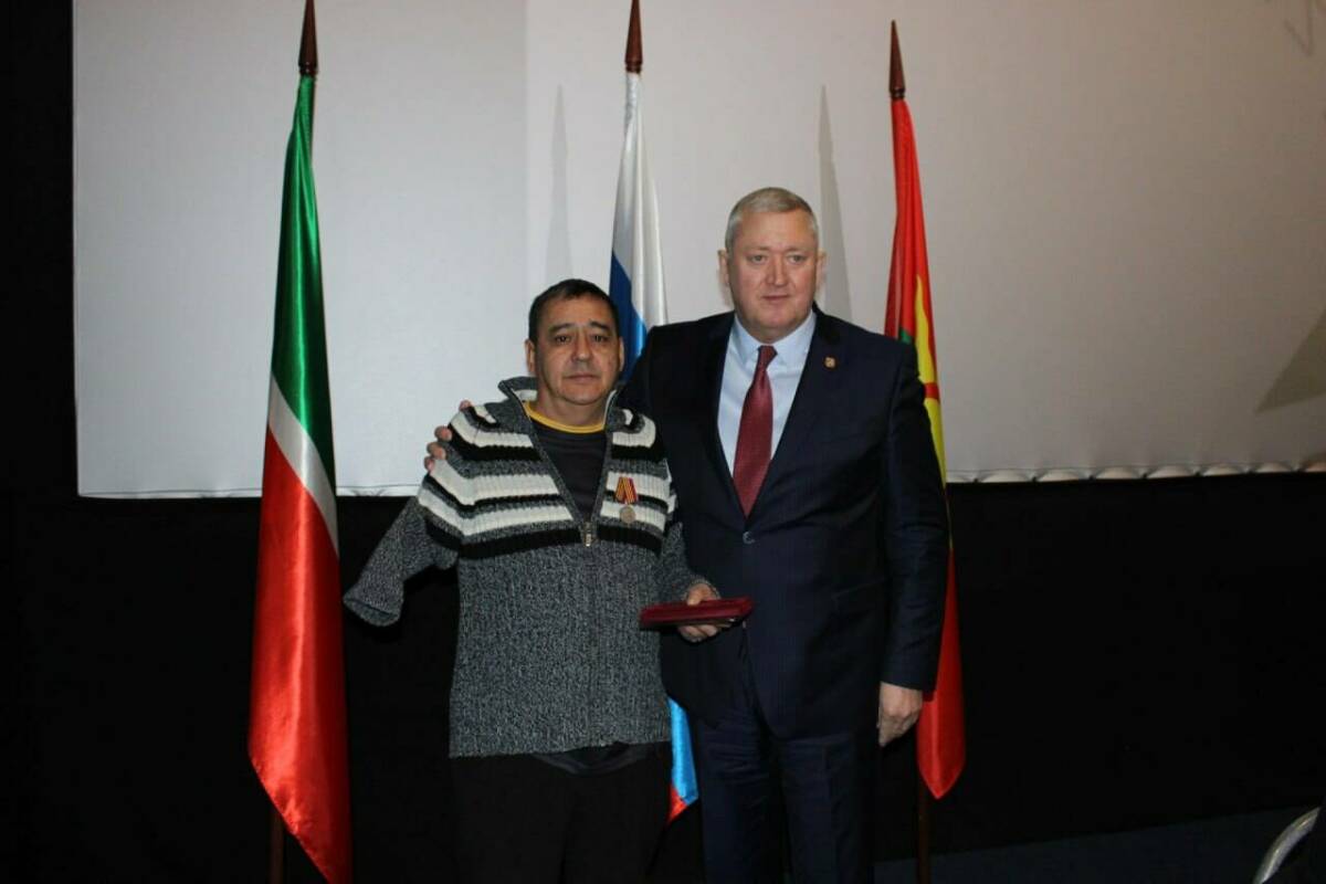 Ветерану СВО из Заинска вручили государственную награду