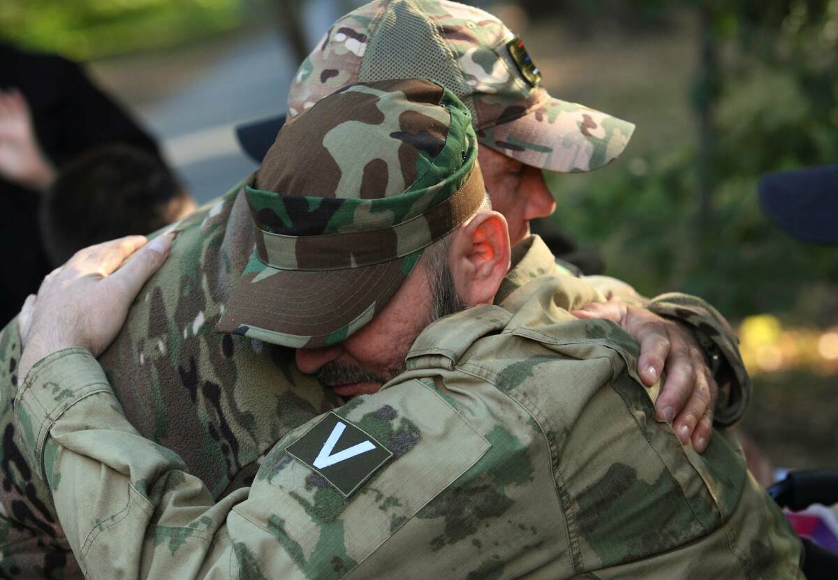 Благодаря православному проекту «ZOV – Причал» ветераны СВО находят себя в мирной жизни, осваивают новые профессии. Волонтеры помогают решать им социальные вопросы: оформить документы, разобраться с бытовыми проблемами, кому-то даже получить жилье. Помогают они и семьям без вести пропавших. Истории подопечных проекта в репортаже «Татар-информа».