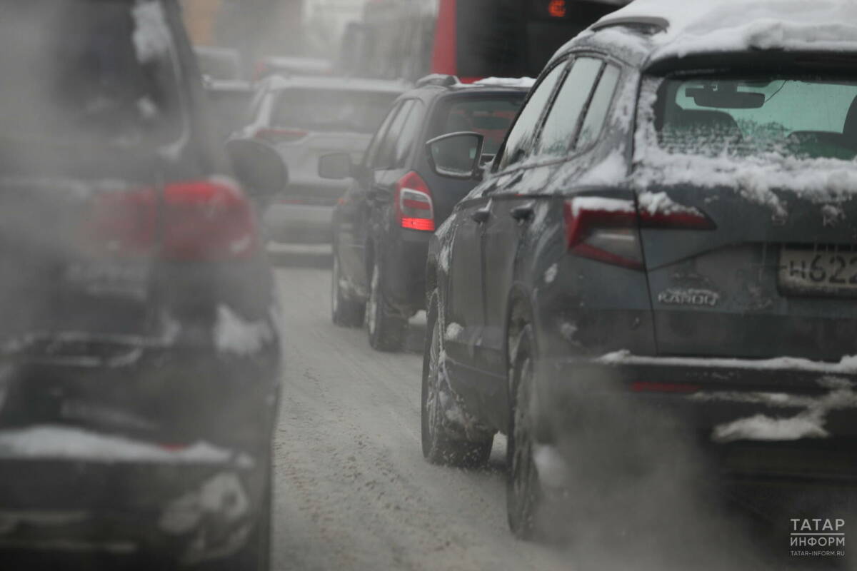 Автоэксперт рассказал, что машины на «механике» выбирают любители конкретных моделей