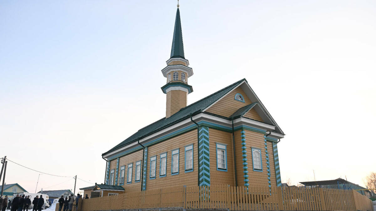 Мечеть в селе Айбаш вновь принимает верующих после масштабного восстановления