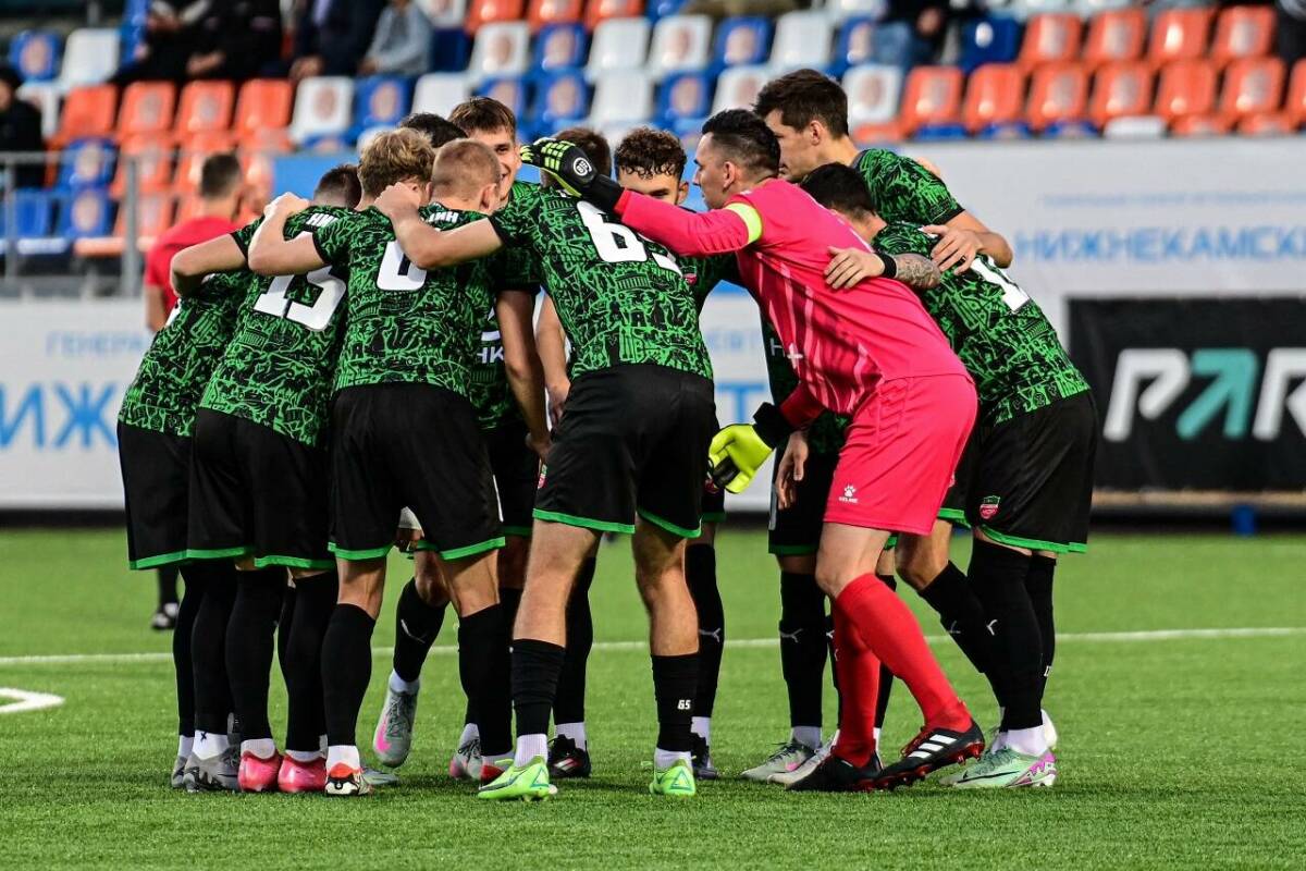 «Нефтехимик» разгромил «Сокол» в гостевом матче 25-го тура