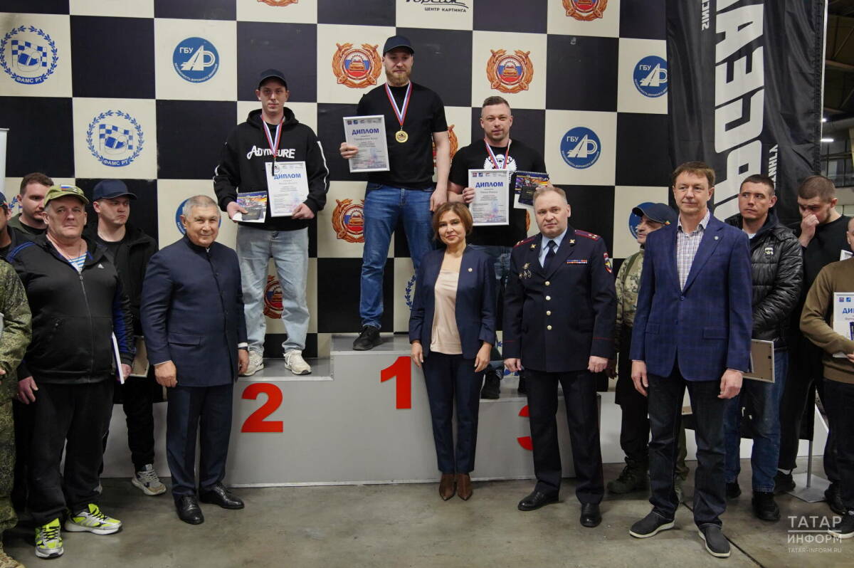 В Казани наградили победителей соревнований по картингу «Защитники Отечества»