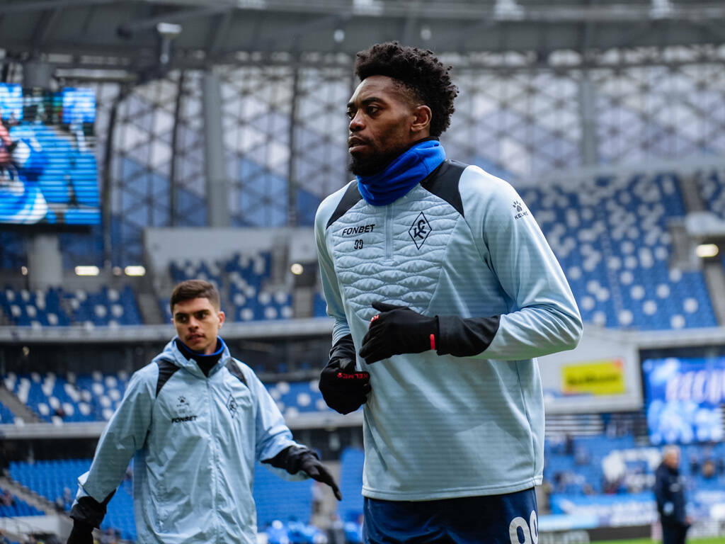 «Крылья Советов» два месяца не выплачивают зарплату игрокам и тренерам