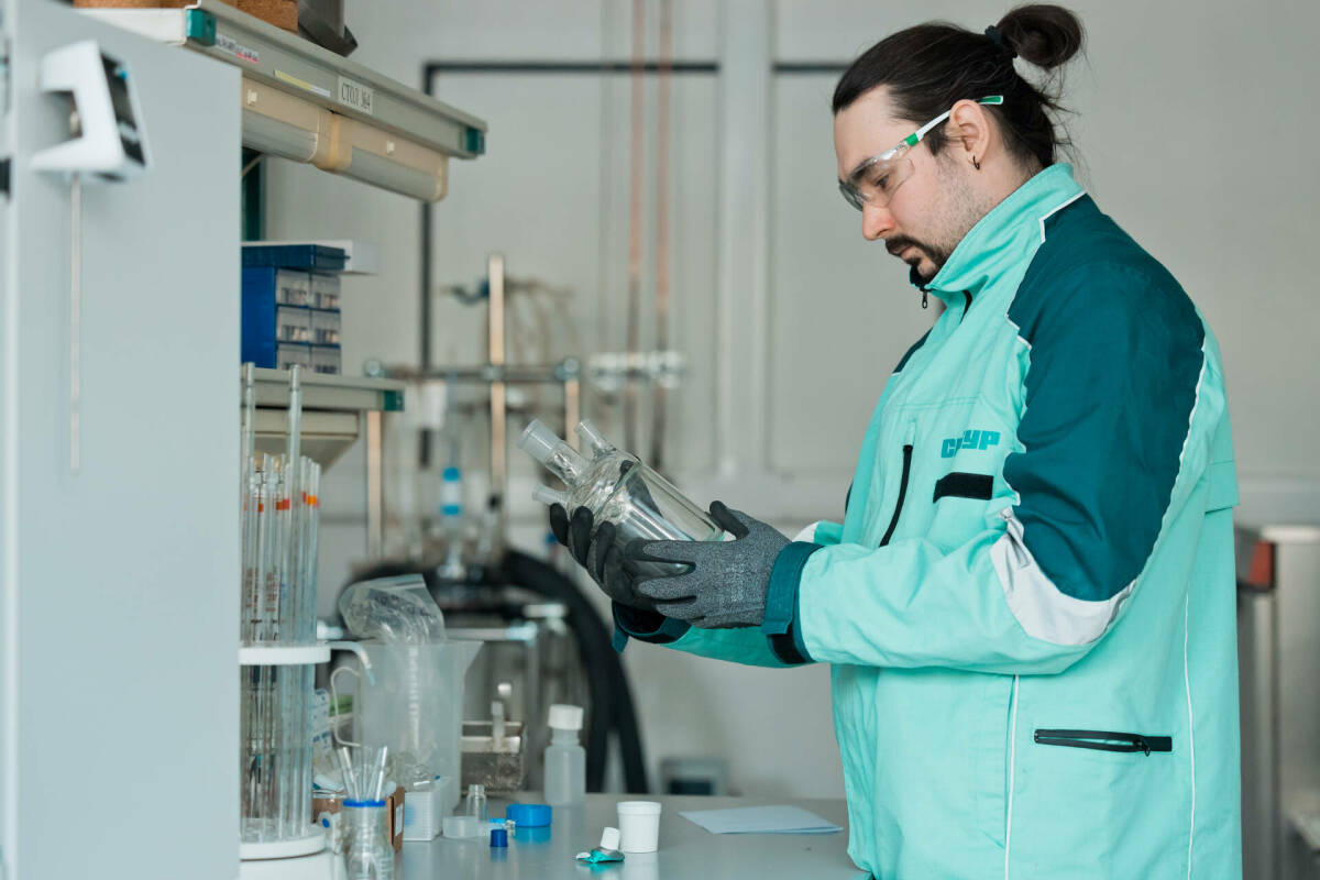 СИБУР и КБГУ приступили к масштабированию технологии суперконструкционного пластика