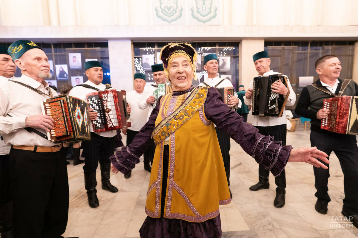 В театре Тинчурина прошел гала-концерт фестиваля-конкурса «Народные жемчужины»