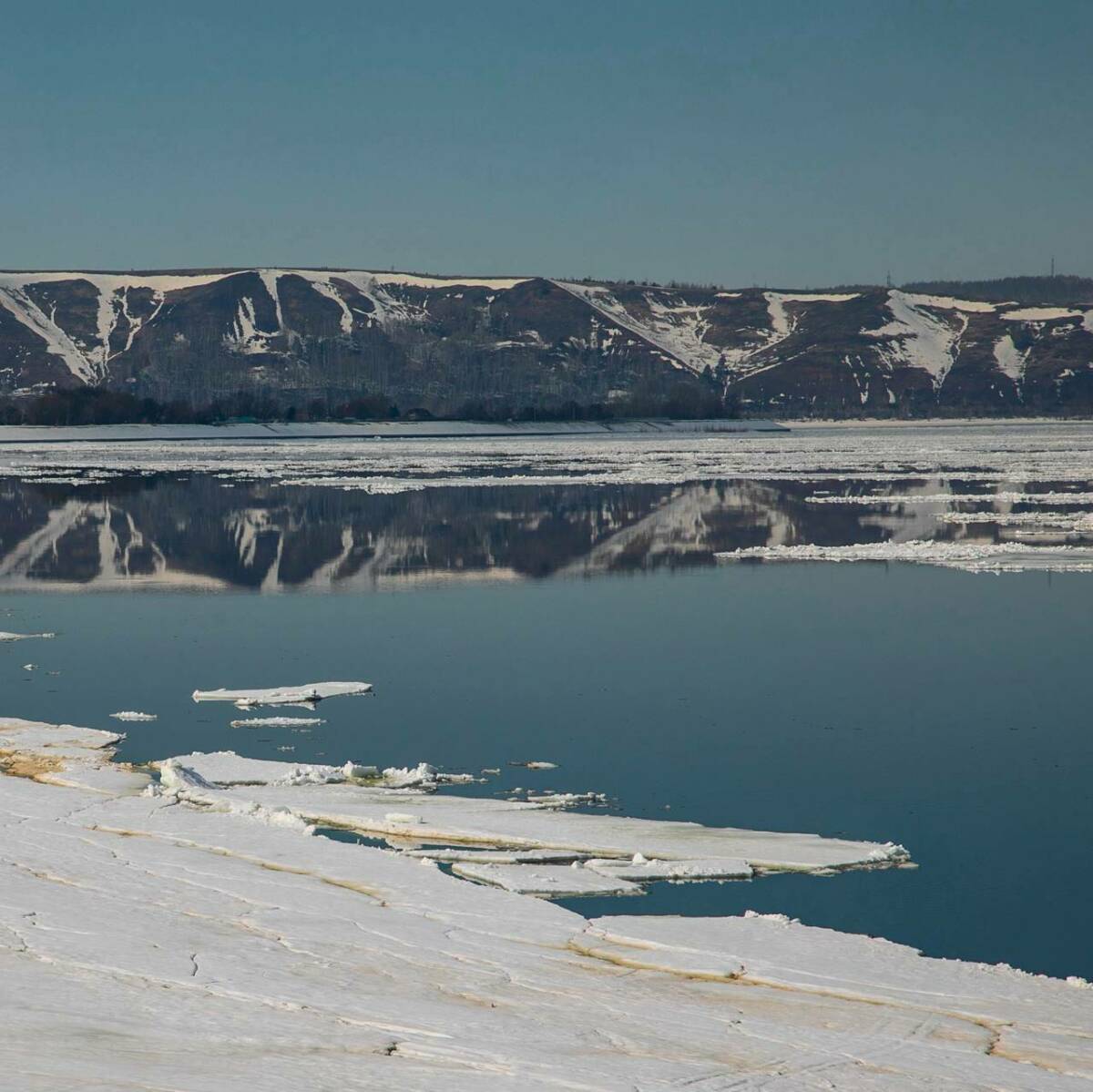 Мэр Нижнекамска Радмир Беляев поделился кадрами ледохода на Каме