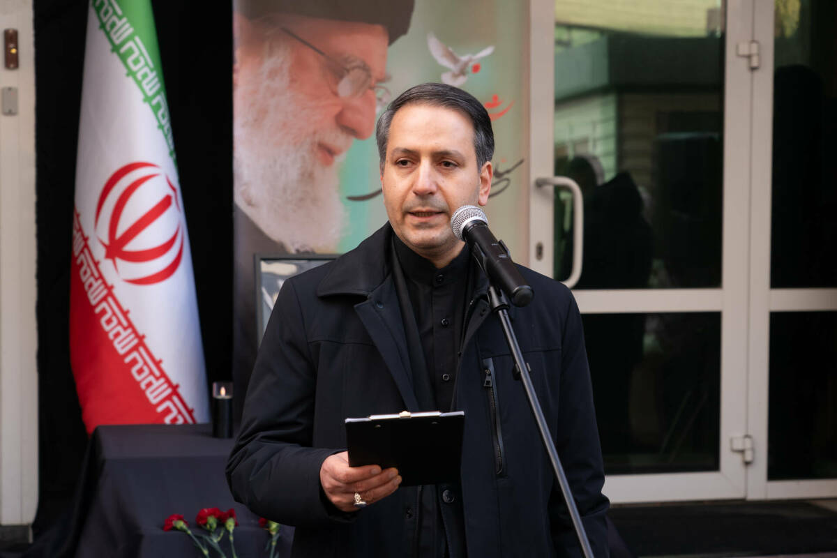 В Генеральном консульстве Ирана в Казани почтили память погибшего лидера ИРИ