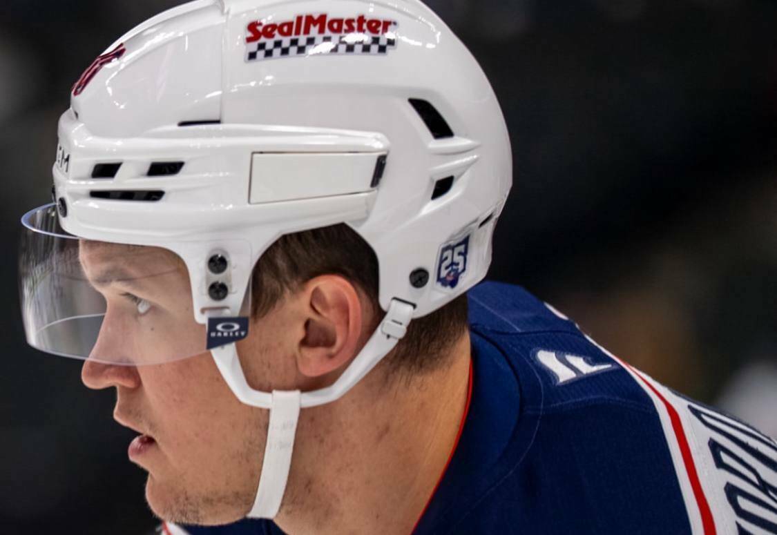 От Воронкова до Свечникова и Сергачева: как дела у «барсов» и «волков» за океаном