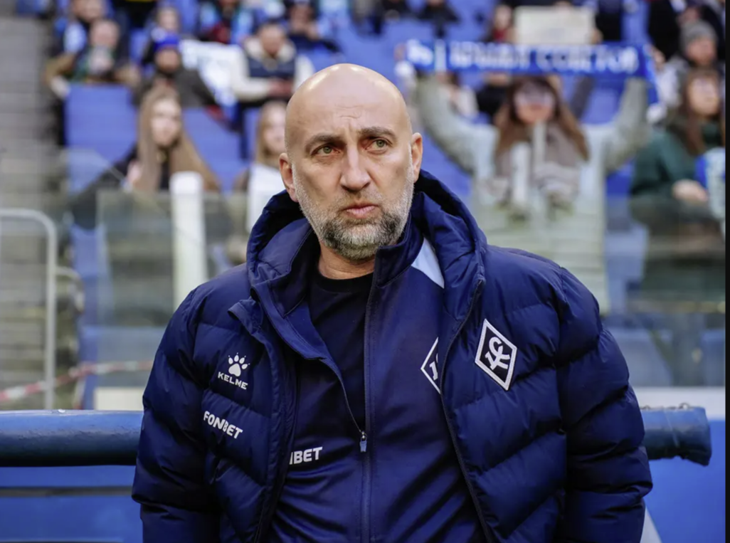 Магомед Адиев отправлен в отставку из «Крыльев Советов»