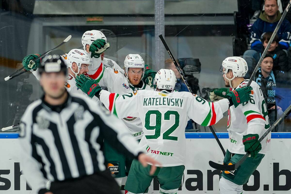 Провал Квартальнова на глазах Лукашенко: «Ак Барс» забрал первый матч у «Динамо» в Минске