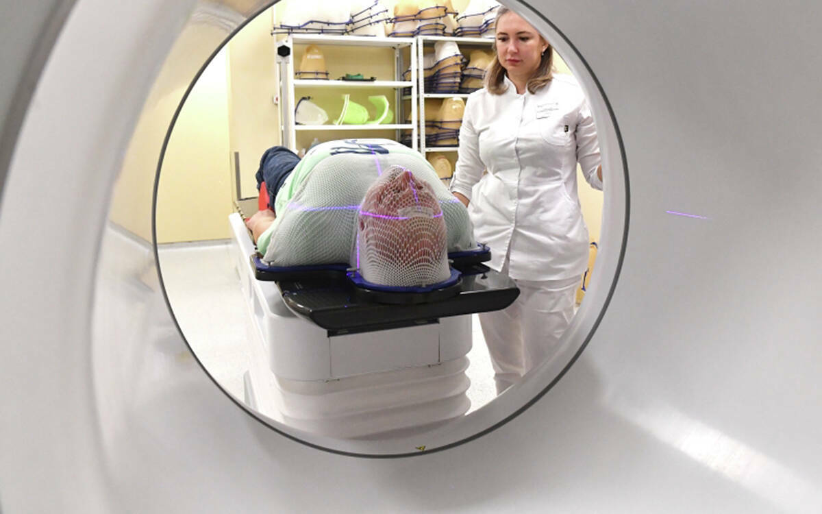 Онкологические заболевания – одна из основных причин смертности сегодня. Обсудить отдельные аспекты этой большой проблемы в Казань съехались онкологи со всей страны. О том, что именно их волновало, о чем шли жаркие дебаты, – в репортаже «Татар-информа».