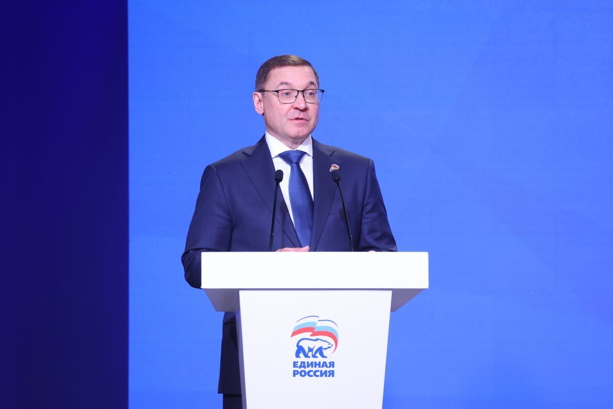 Якушев назвал сторонников «Единой России» партийным авангардом