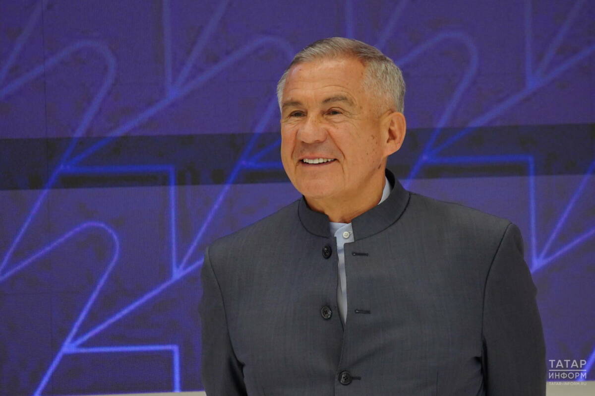 «Поехали!» изменило мир»: Рустам Минниханов поздравил татарстанцев с Днём космонавтики