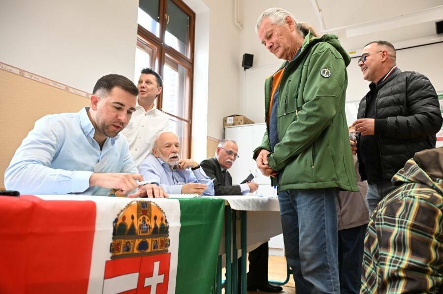 Венгрия без Орбана: сохранится ли пророссийский курс при новом премьере