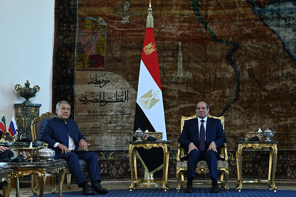 Каирский маршрут Минниханова: встреча с ас-Сиси, филиал КФУ и маска Тутанхамона