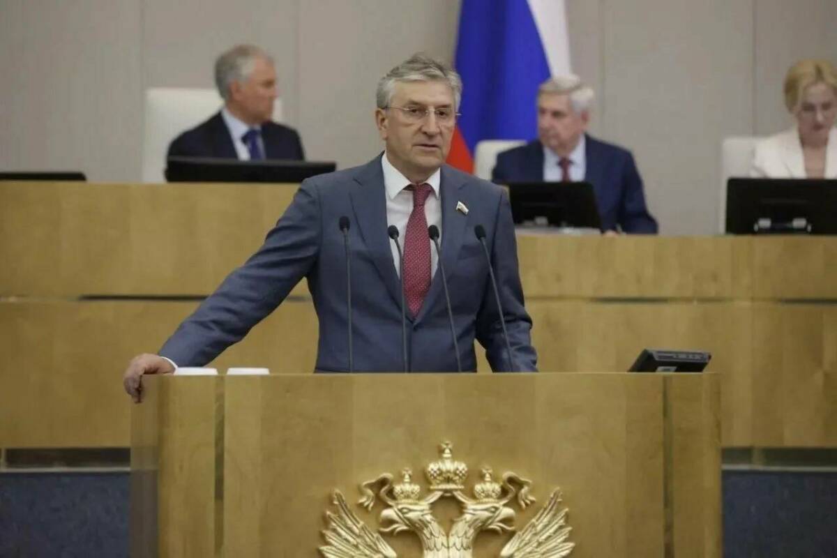 Я выступил автором и соавтором 62 законопроектов: Фаррахов сложил депутатские полномочия