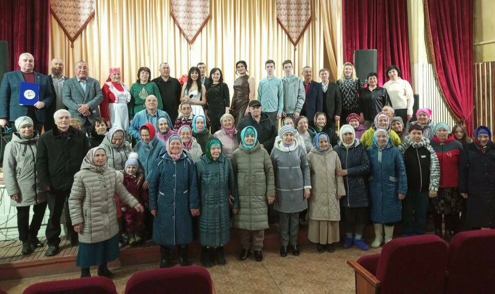 Актанышские артисты собрали средства для СВО во время гастролей в Тукаевском районе