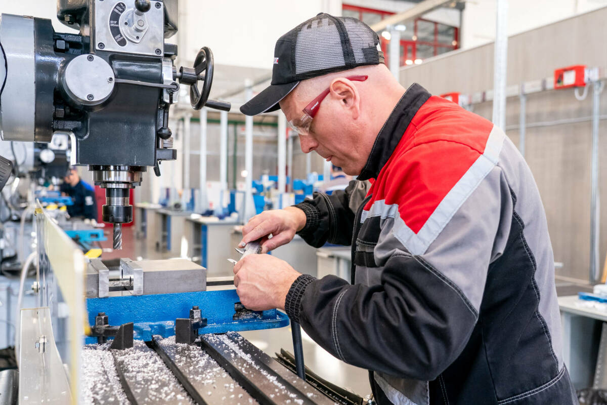 На КВЗ стартовал региональный этап конкурса «Лучший по профессии»