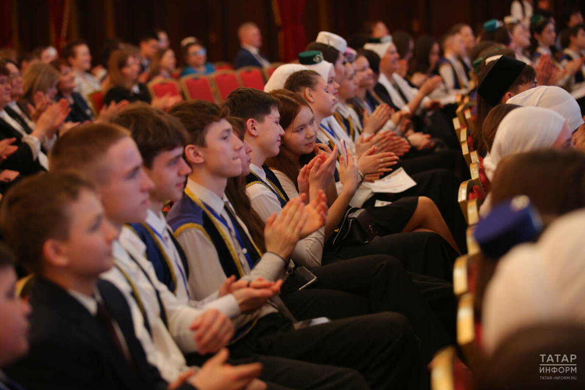 Лауреатов премий им. Каюма Насыри и Ризаэтдина Фахретдинова объявили в Казани