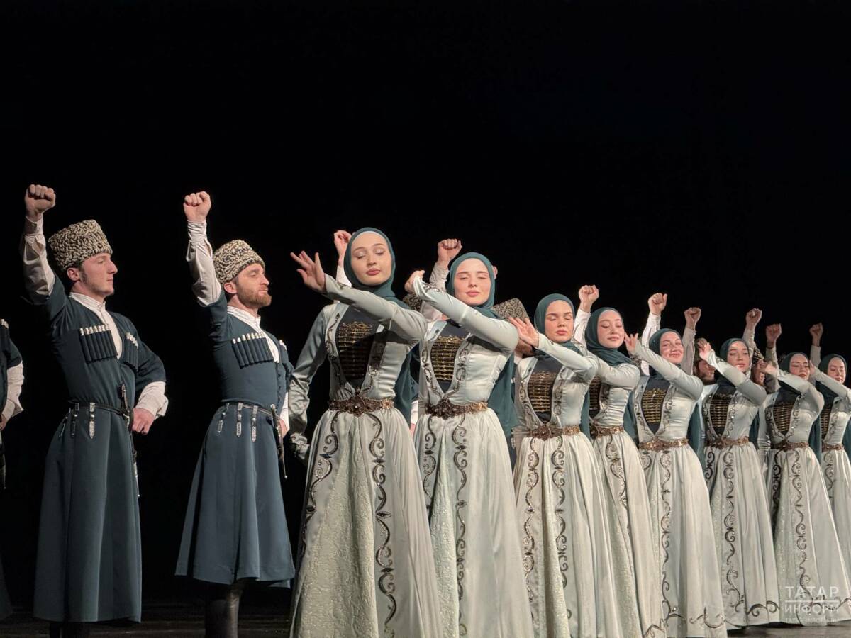 В Казани прошел большой сольный концерт чеченского ансамбля «Нохчо»
