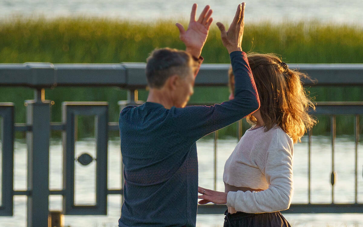 Ревность – чувство, которое хотя бы раз в жизни испытывал каждый из нас, но иногда оно становится неадекватным. О том, как не дать ей разрушить отношения, в День борьбы с ревностью, который отмечается сегодня, 25 апреля, «Татар-информу» рассказала врач-психиатр Республиканской клинической психиатрической больницы Татарстана Оксана Захарова.