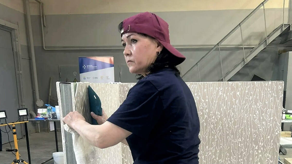 Отделочник Татьяна Михайлова победила в конкурсе «Лучший по профессии» в номинации «Мастер отделочных работ»