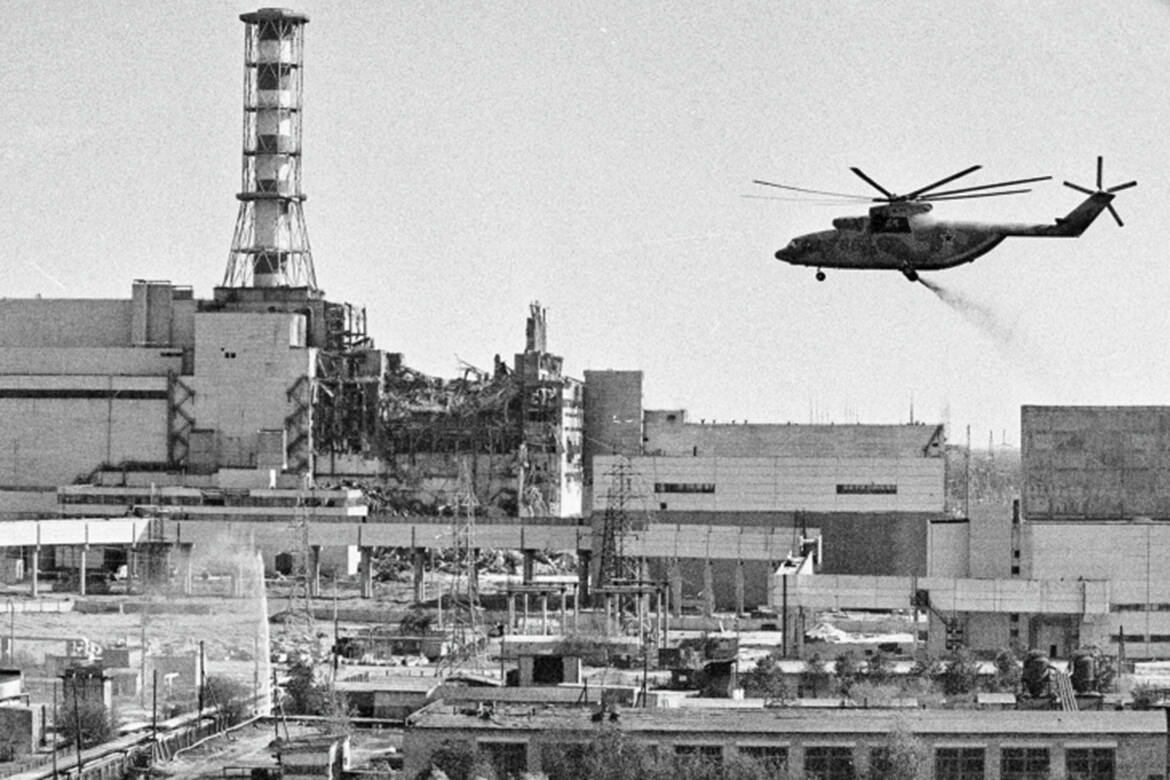 Роберт Ильязов – один из самых авторитетных радиологов мира, эксперт МАГАТЭ и ликвидатор, проживший в зоне отчуждения 23 года. В преддверии 40-й годовщины аварии на ЧАЭС он рассказал «Татар-информу» о том, почему современный мир находится в большей опасности, чем в 1986 году.