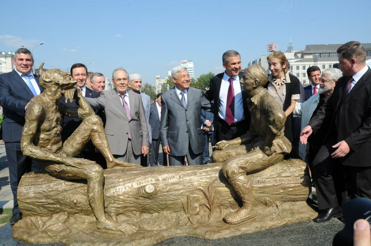 Минтимер Шаймиев: «Проходя через испытания времени, наши взоры снова и снова обращаются к творчеству Тукая»