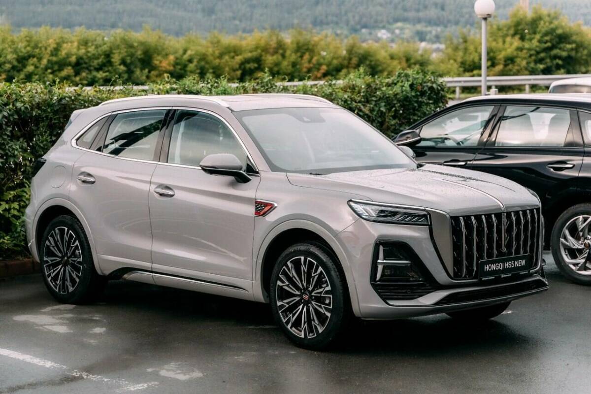 HONGQI ЭйчЭс5/HS5: Герой городских дорог