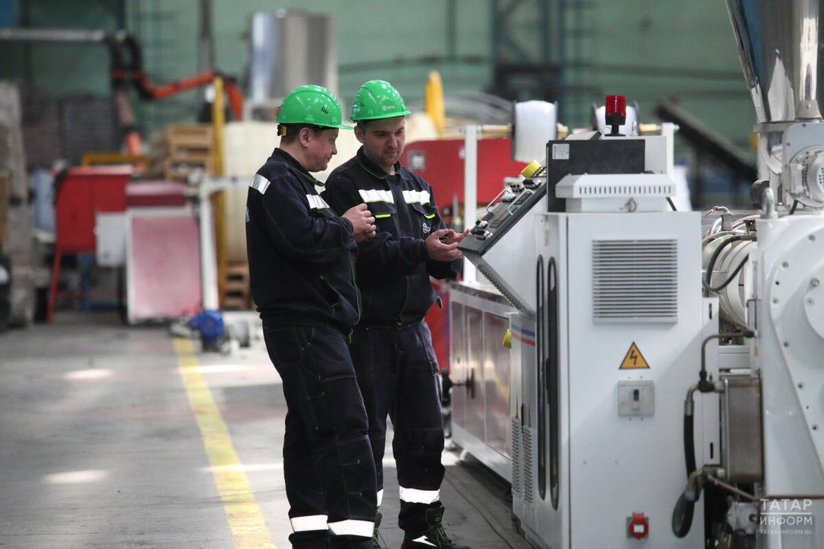 В Татарстане обязали компании с 200+ сотрудников нанимать ветеранов СВО – эксперты называют меру своевременной