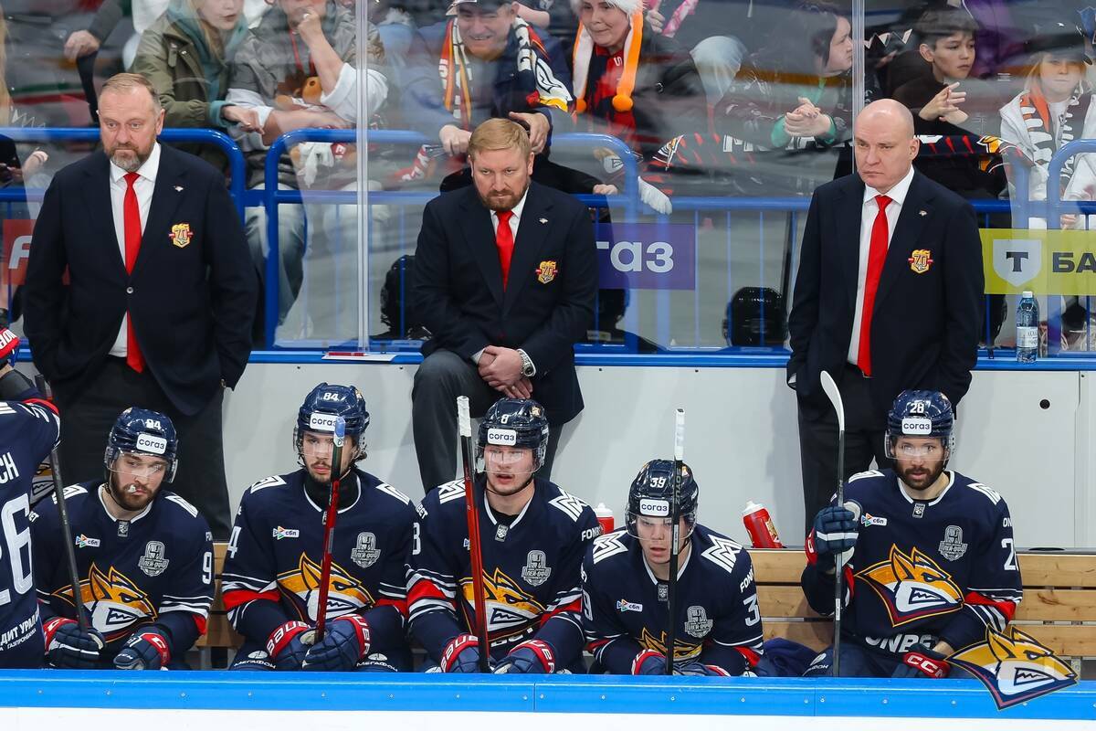 Андрей Разин прокомментировал поведение в матче нападающего «Ак Барса» Артема Галимова