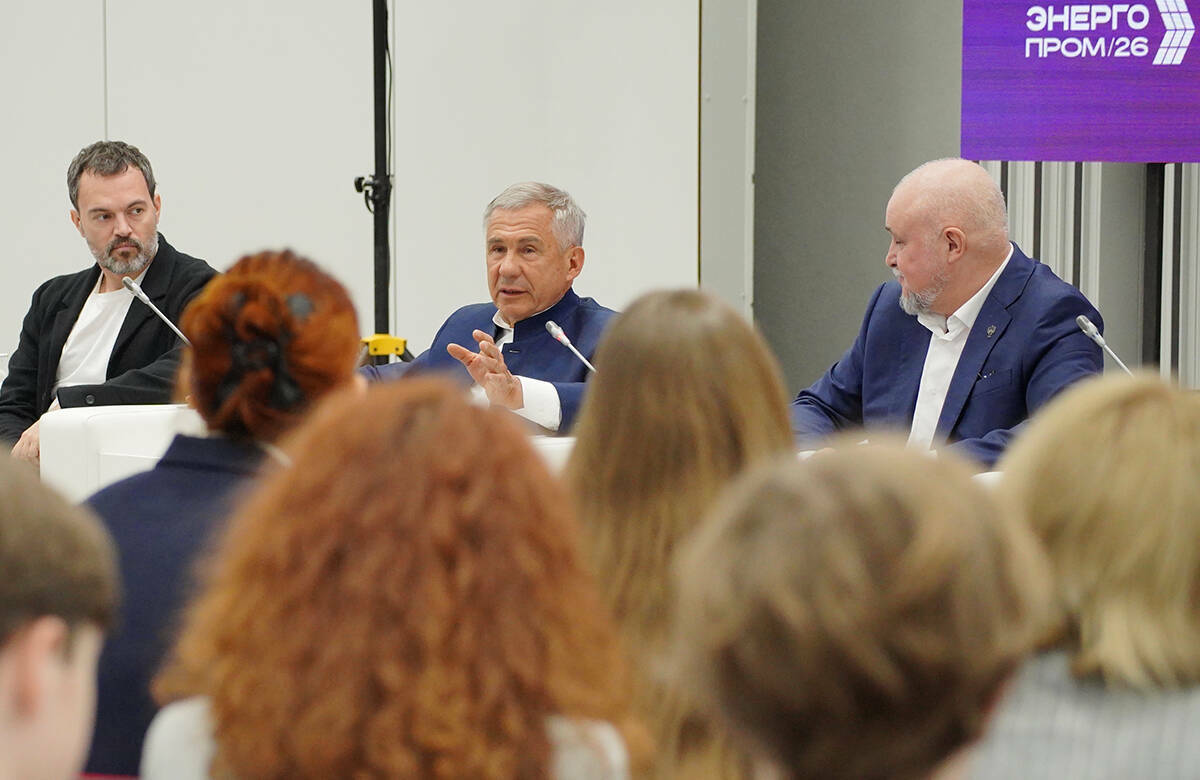 «Деньги платят за ценность»: как Минниханов и Цивилев наставляли молодых на «Энергопроме»