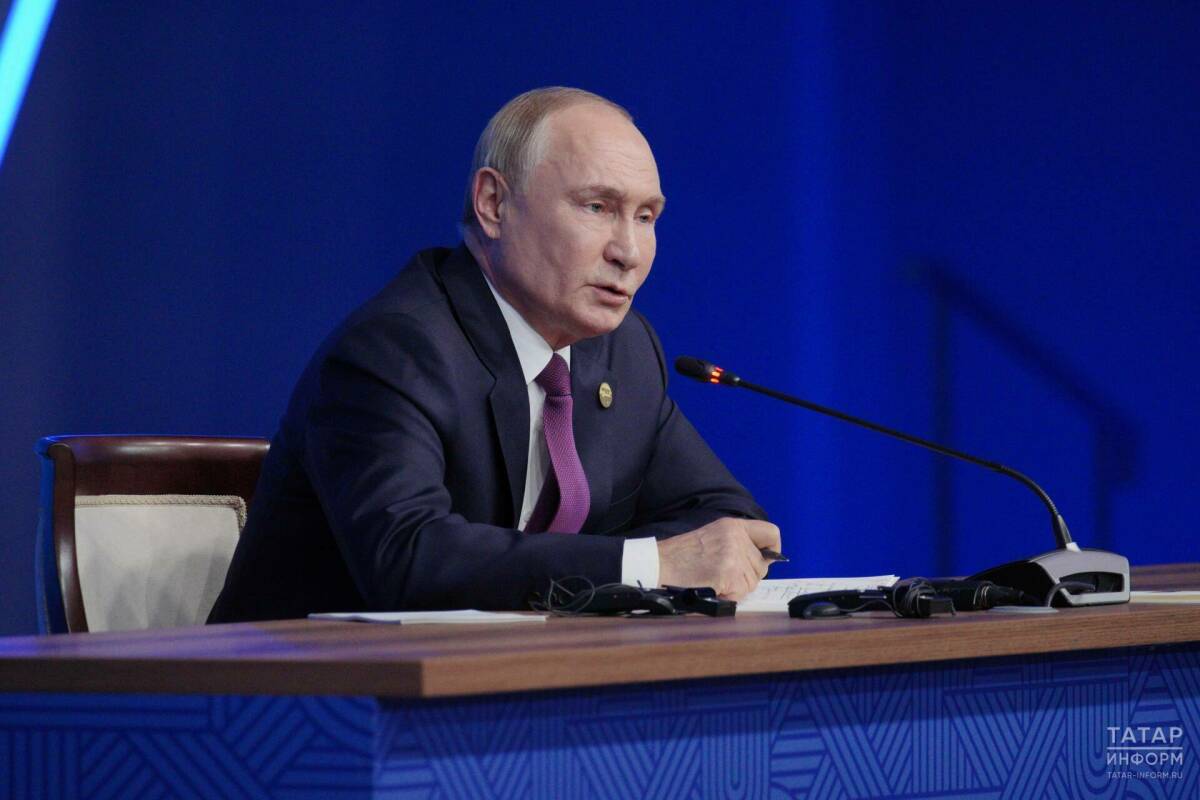 Путин поддержал кандидатуру председателя ВС Дагестана Щукина на пост главы республики