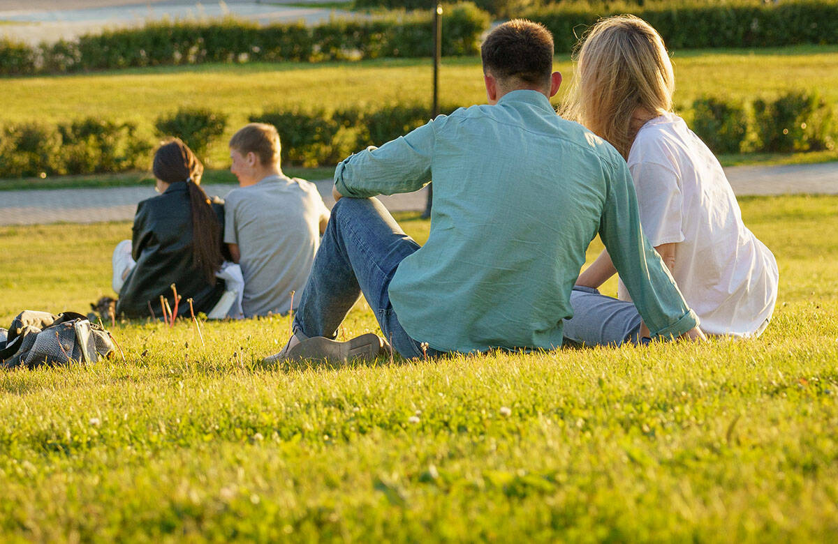 «Изменой можно считать даже лайк в соцсетях»: о причинах, признаках и о жизни после