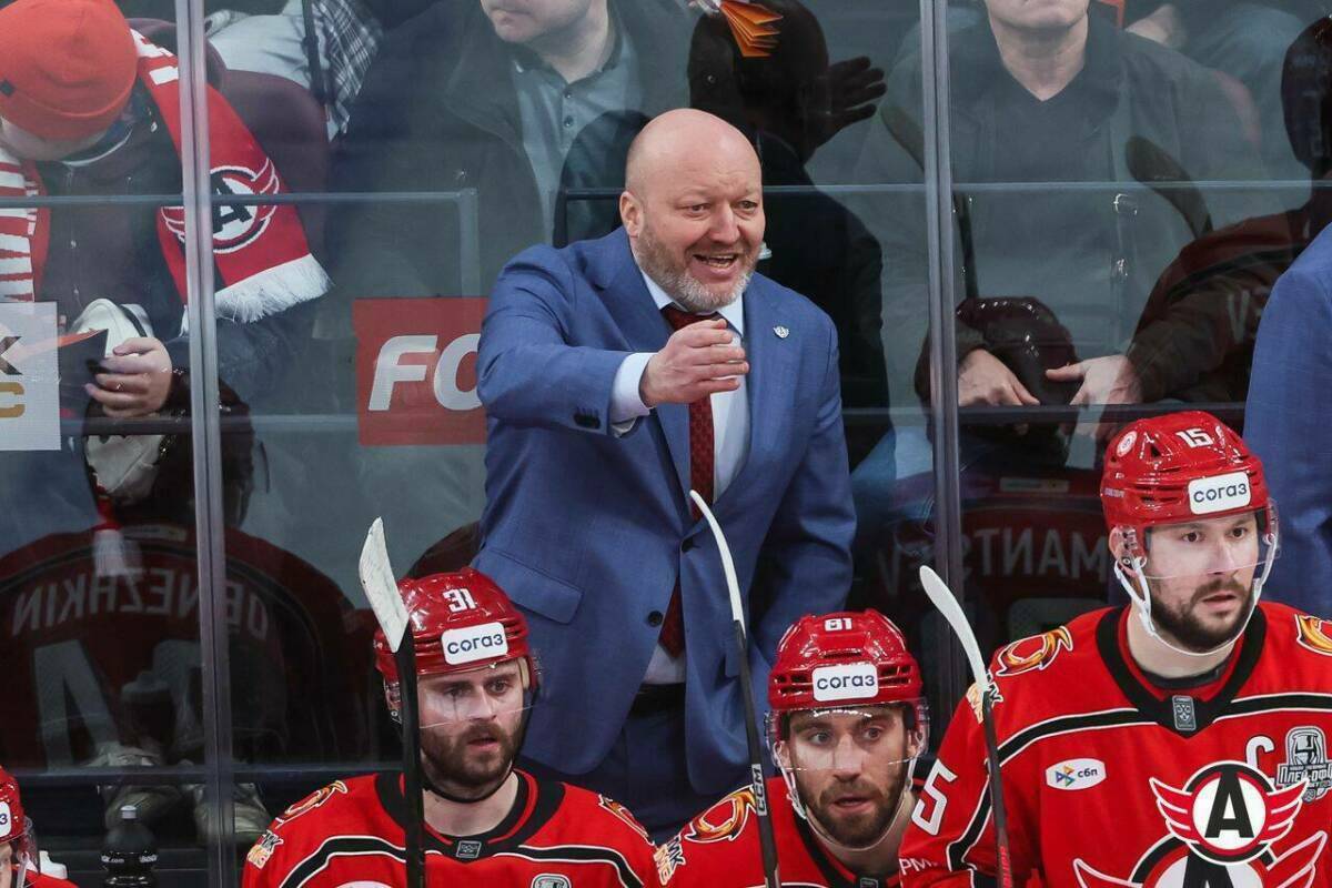 Николай Заварухин покинул пост главного тренера «Автомобилиста»